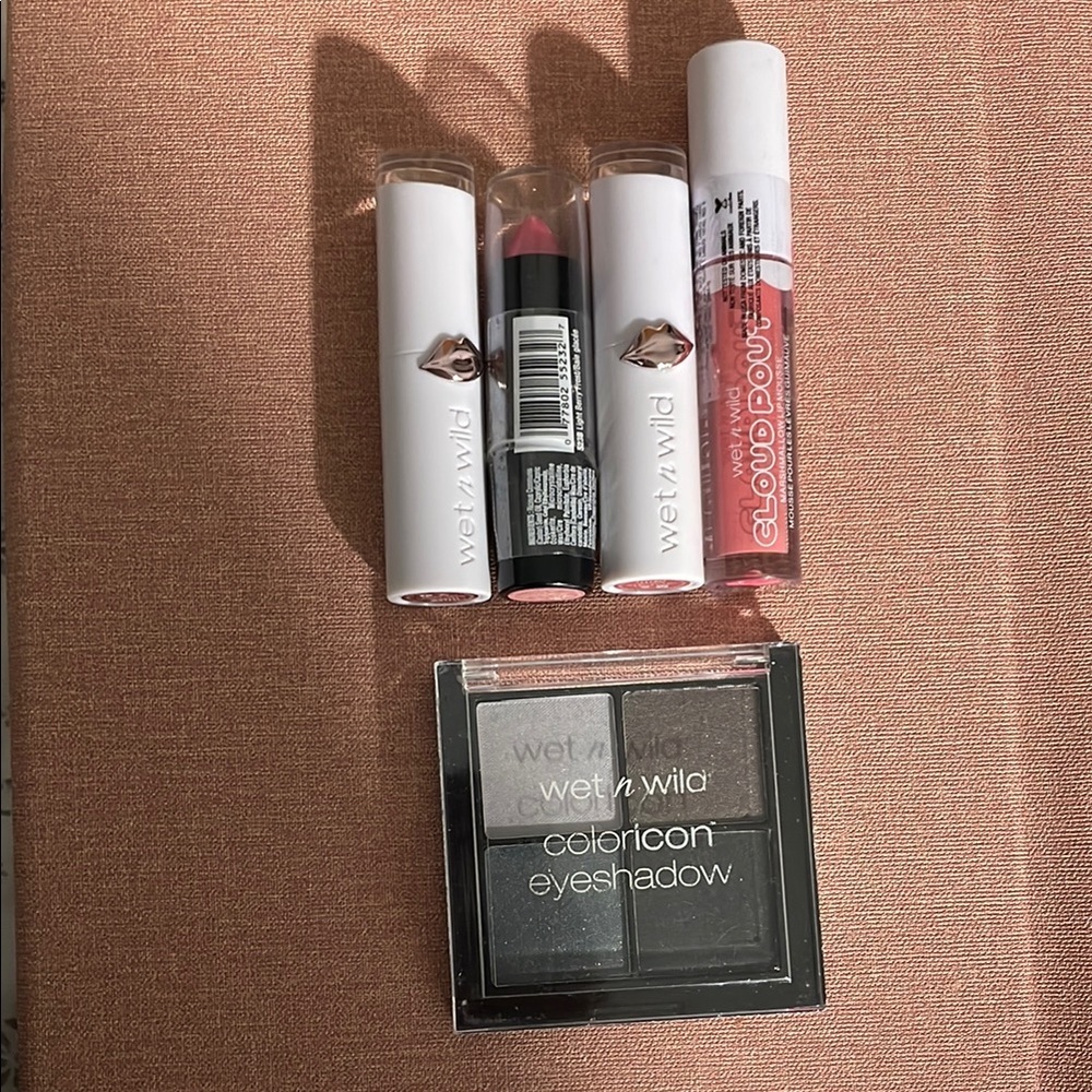 Wet n wild bundle